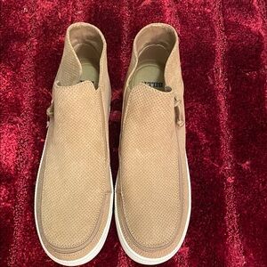 Tan Suede woman sneaker mid top new